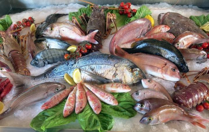 Poissonnerie à Riorges <br/>Poissonnerie dans la ville de Riorges<br/>Poissonnerie dans la région de Riorges
